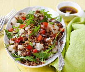 Blumenkohl-Linsen-Salat mit Rucola