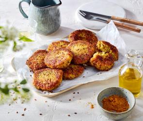 Kleine Quinoa-Bratlinge