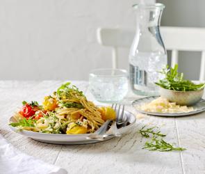 Spaghetti mit Schmortomaten