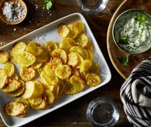 Knusperkartoffeln mit Kräuterquark