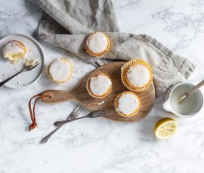 Saftige Zitronenmuffins für Groß und Klein.