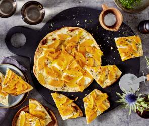 Kürbis-Flammkuchen