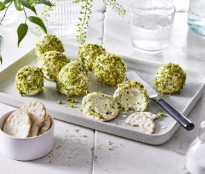 Party-Käsebällchen