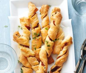 Thymian-Schinken-Knusperstangen