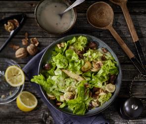 Eichblattsalat mit Pastinaken und Maronen