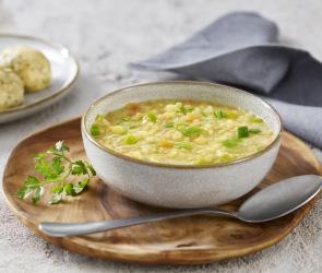 Vegetarischer Linseneintopf.