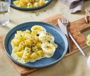 Eier in Cuurysauce mit Kartoffeln