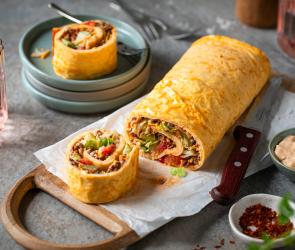 Low Carb Big Mac Rolle, angeschnitten.