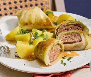 Klassische Krautwickel mit Kartoffeln