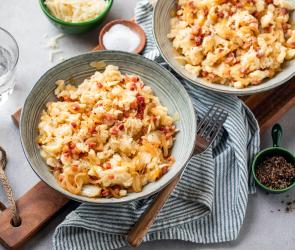 Käsespätzle mit Speck