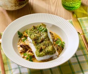 Kabeljau mit Kräuterkruste und Morchelrahm