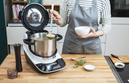 Linsen-, Gemüse- oder klassische Eintöpfe in deinem Cookit zubereiten.