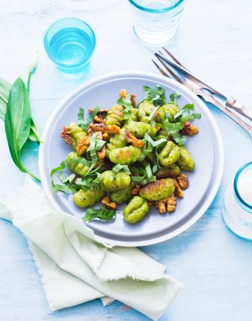 Bärlauchgnocchi mit Nussbutter