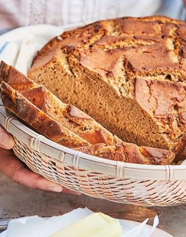 Roggen-Sauerteigbrot im Cookit Roggen-Sauerteigbrot im Cookit