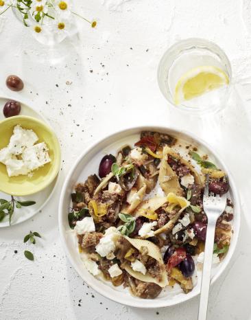 One-Pot-Pasta mit Ratatouille-Bolognese