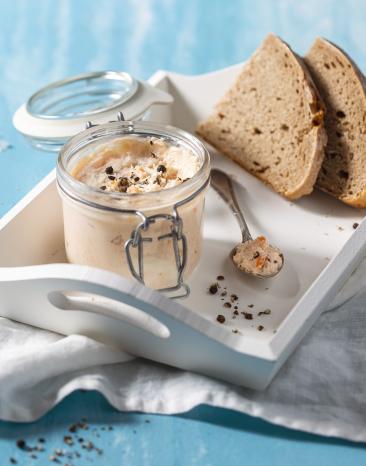 Einfacher Lachsaufstrich