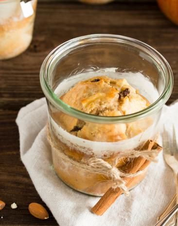 Kleine Bratapfelkuchen im Glas