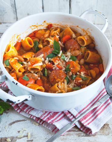 One-Pot-Rigatoni mit Kürbis und Salsicce One-Pot-Rigatoni mit Kürbis und Salsicce