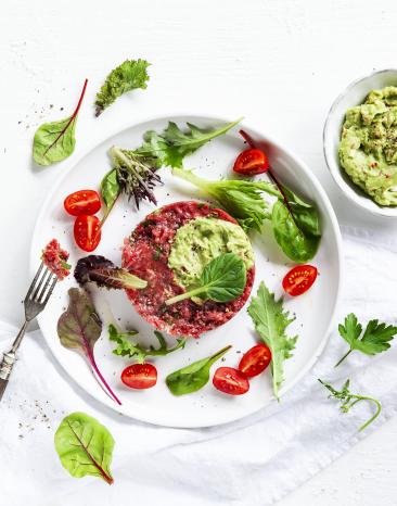 Rindertatar mit Guacamole Rindertatar mit Guacamole