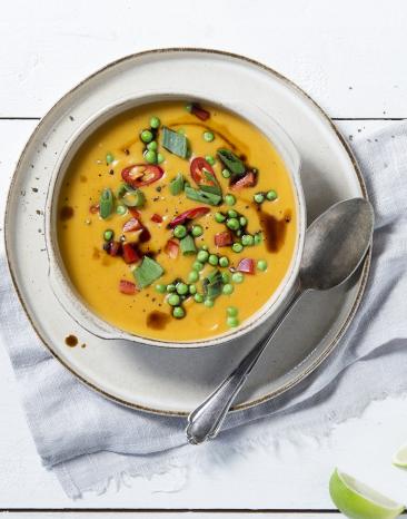 Kartoffel-Kokos-Pot mit Erbsen und Limetten