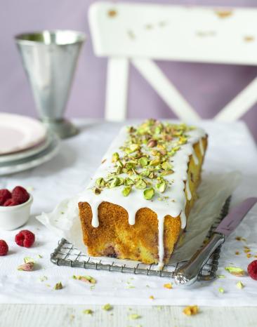 Himbeer-Mascarpone-Kuchen mit Pistazien