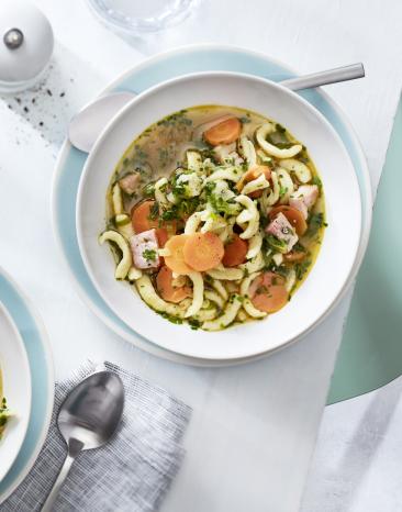 One-Pot Spätzle mit Schinken