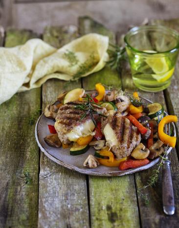 Deftig gefüllte Frikadellen mit Gemüse