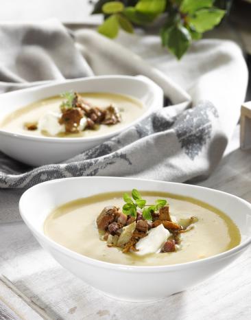 Kartoffelsuppe mit Pfifferlingen