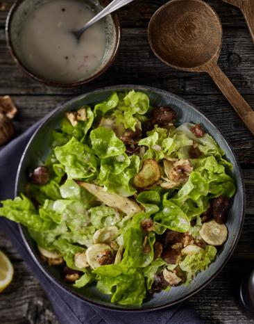 Eichblattsalat mit Pastinaken und Maronen