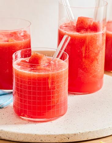 Frischer Wassermelonen Smoothie für Zuhause.