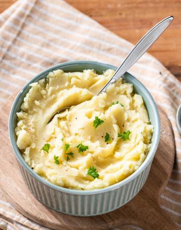 Kartoffelpüree ohne Milch mit Petersilie.